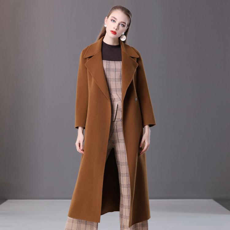 经典的中长款羊毛大衣，高端有质感(图1)