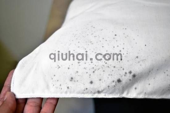 衣服晒干后沾满卫生纸屑，只要1块“刷碗布”，马上恢复“干净”(图7)